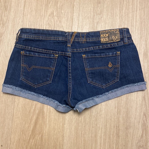 Volcom Sound Check Shorts - Picture 3 of 3